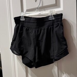 lululemon athletica Black Hotty Hot low rise shorts 2.5 inseam